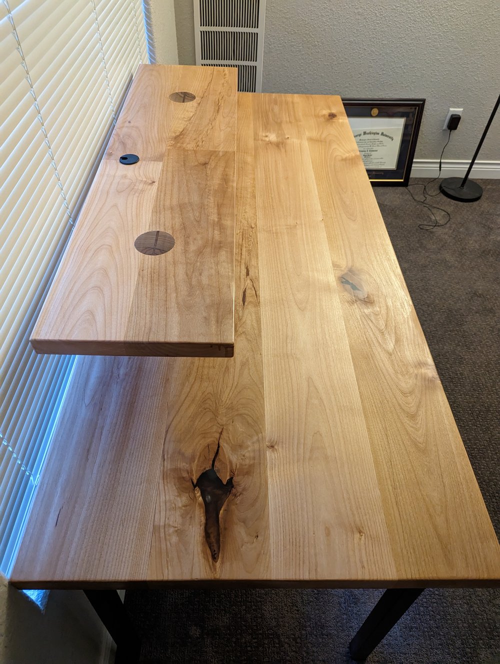 Woodworking piece — Pxl 20221221 231437680
